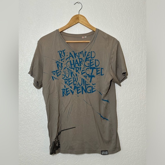 Large Uniqlo men’s tshirt with screen print - Picture 1 of 1